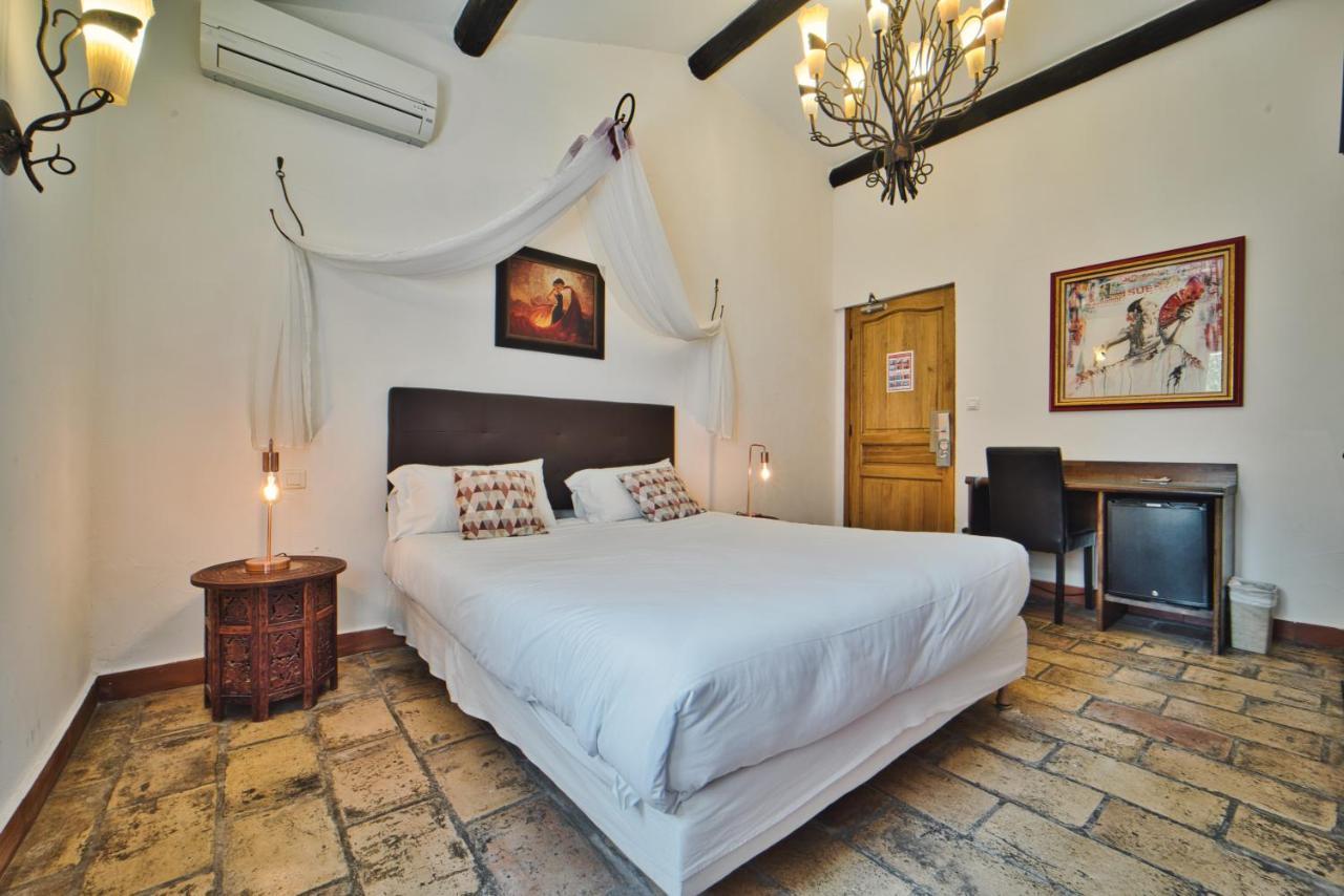 Mas De Calabrun Hotel Saintes-Maries-de-la-Mer Eksteriør billede