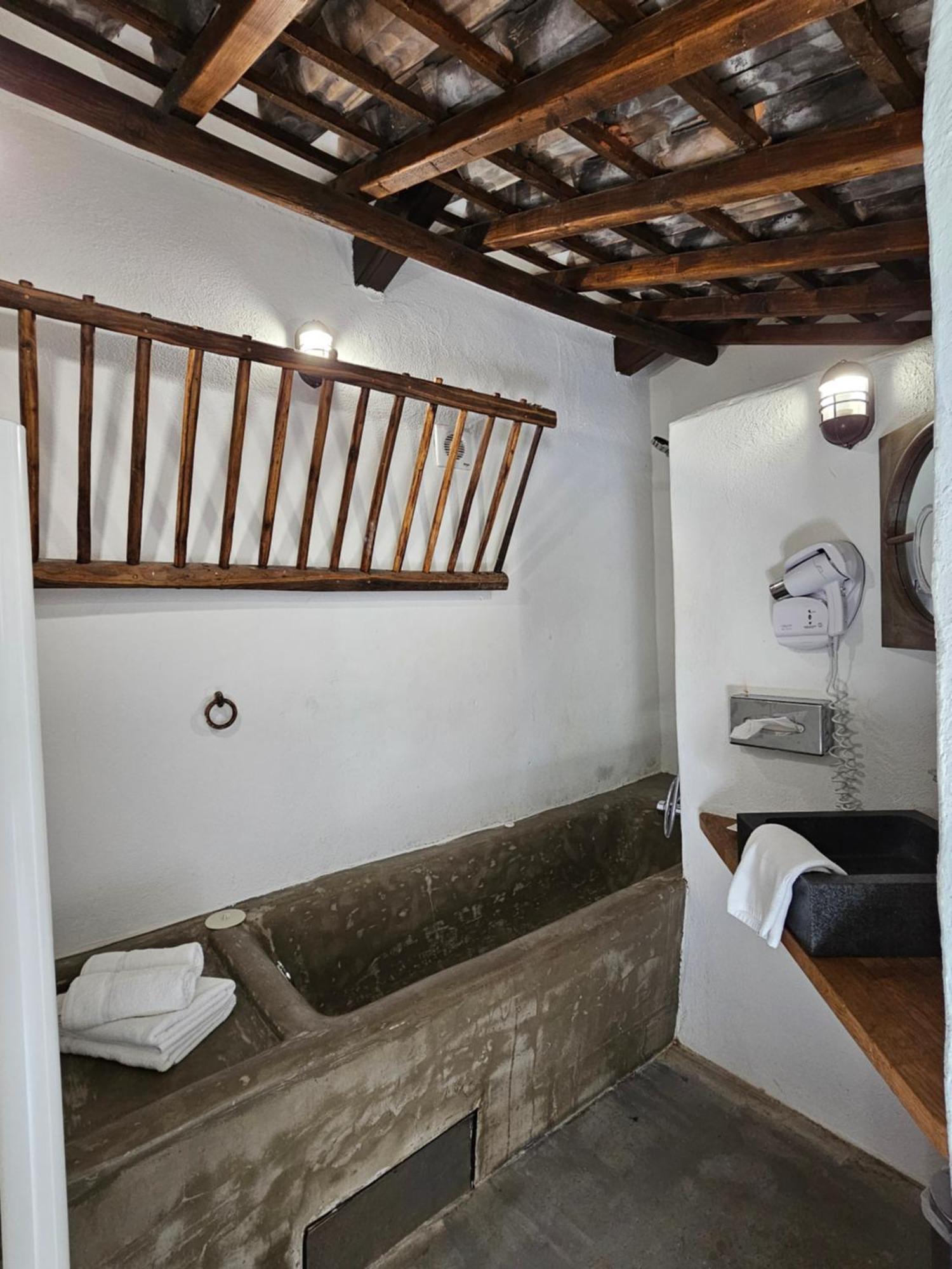 Mas De Calabrun Hotel Saintes-Maries-de-la-Mer Eksteriør billede