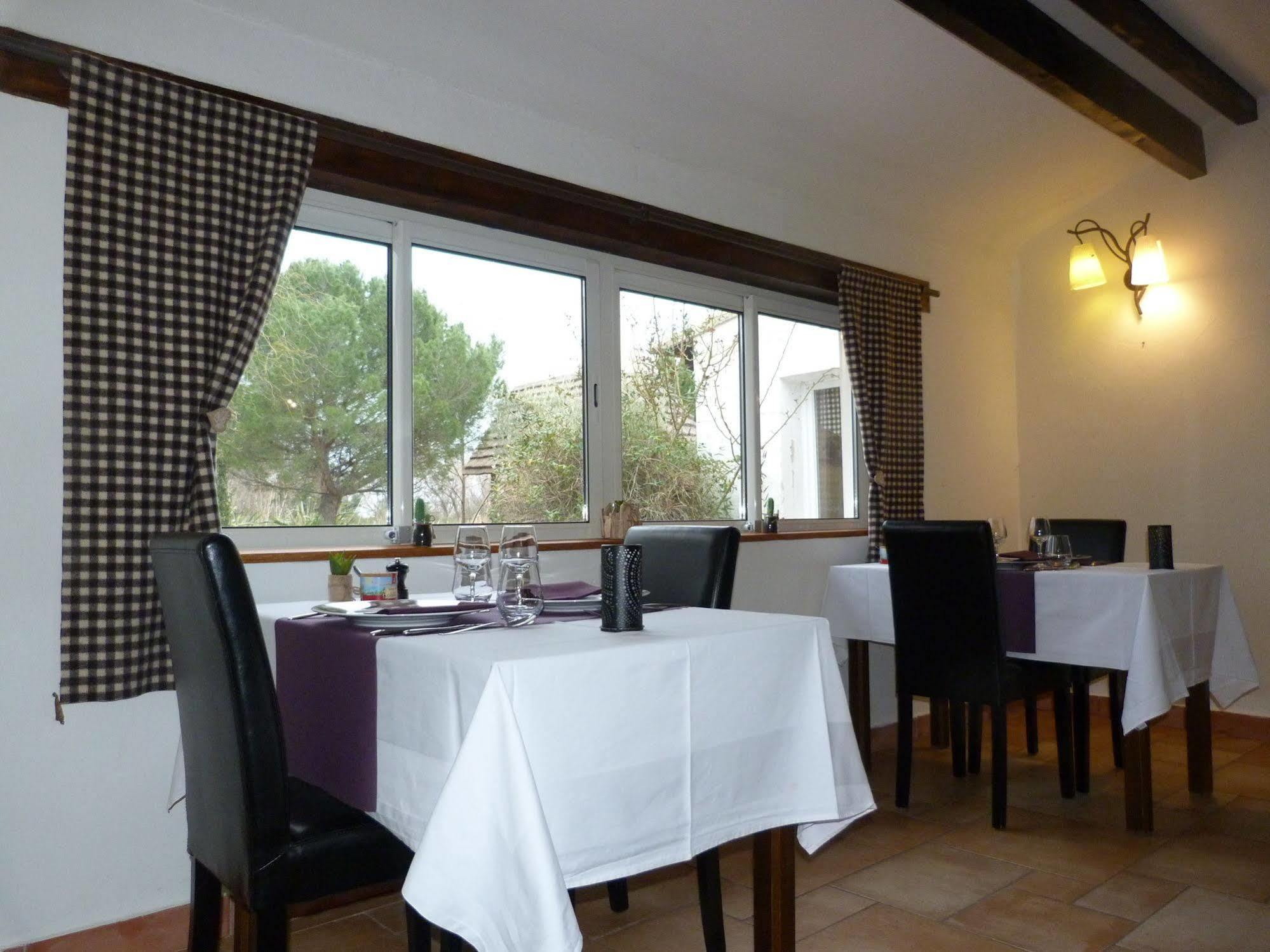 Mas De Calabrun Hotel Saintes-Maries-de-la-Mer Eksteriør billede